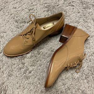 Nude Patten leather loafers